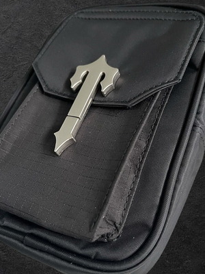 Trapstar Mini Crossbody Bag black like new