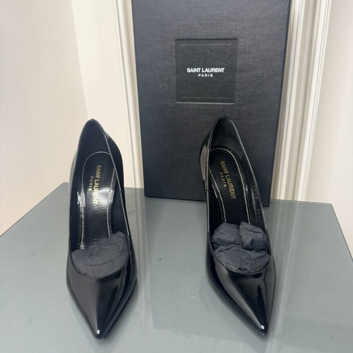 Saint Laurent Opyum patent pumps, black