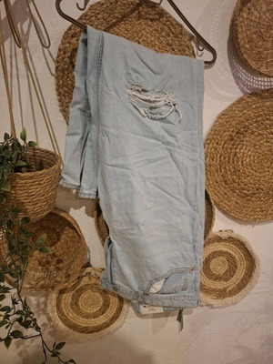 Дамски дънки H&M нови, размер 44, синьо