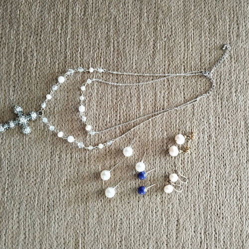 Stavros necklace and earrings set like new