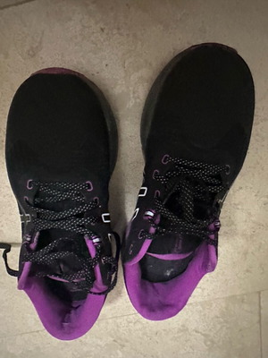 Asics Kayano 29 μεταχειρισμένα μαύρα αθλητικά παπούτσια νούμερο 41.5
