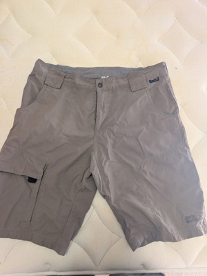 Jack Wolfskin Bermuda shorts used, cordura fabric, size L, grey