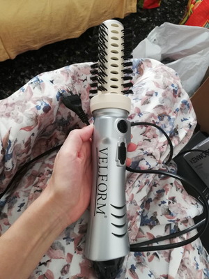 Velform Electric Hair Brush used, low temperature styling