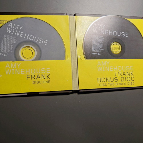 Amy Winehouse double CD like new in paper case