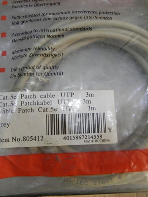 Patch cable UTP Cat. 5e 3m like new