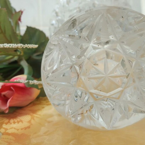 Crystal round vase new