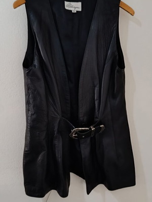 Leather vest long like new, size M, black