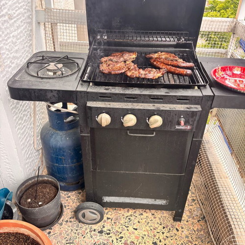Barbecook gas grill used with burner and gas cylinder