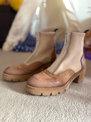 Hispanitas ankle boots beige brown like new, size 39