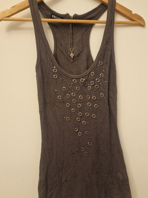 Top shirt like new, size small-medium, gray