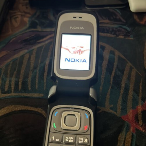 Nokia 6085 μεταχειρισμένο, πλήρως λειτουργικό χωρίς φορτιστή, γκρι