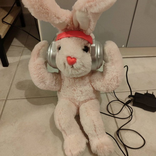 Speaker in bunny design like new