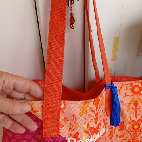 Desigual fabric shoulder bag like new, colorful design