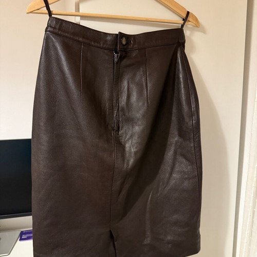Grace Leather midi skirt brown like new, size Medium