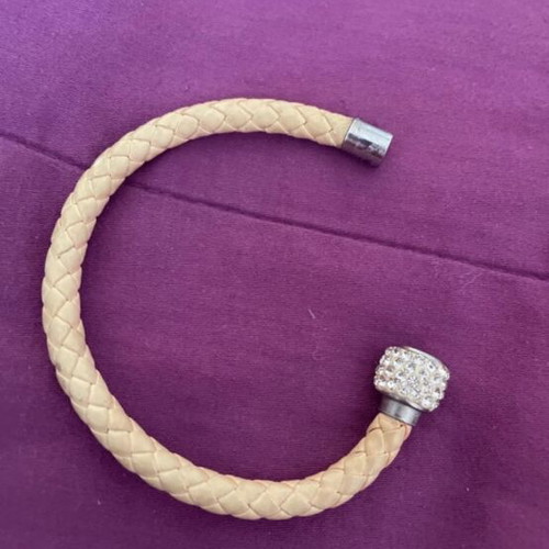 Bracelet with Magnetic Clasp new, beige and silver