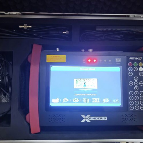 Amiko Xfinder 3 signal meter like new for terrestrial and satellite TV