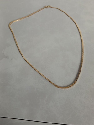 Necklace chain used