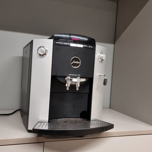 Jura Impressa F50 espresso coffee maker used, Swiss made