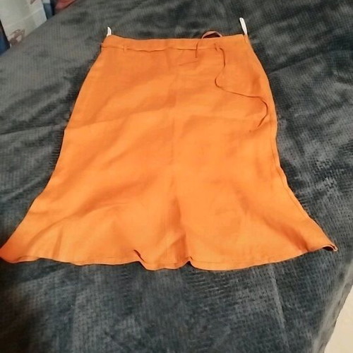 Linen skirt orange like new, size S