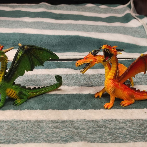Bullyland dragon figures set used, two pieces