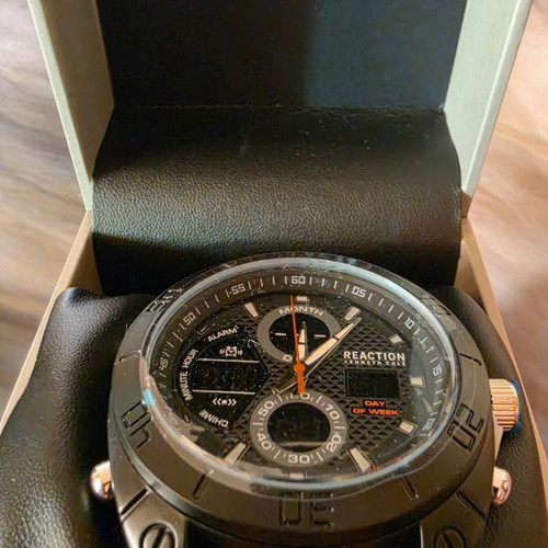 Reaction by Kenneth Cole man watch new, black