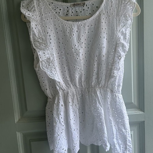 Lungo L'Arno Broderie Anglaise White Top Medium like new