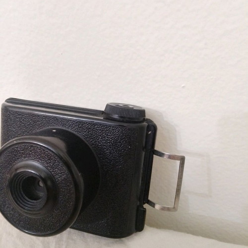 V .P. Twin camera used from 1930 made of bakelite