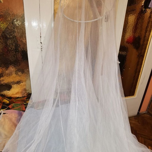 Bed canopy used, white, 45 cm diameter