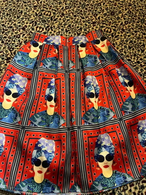 Petite Boudoir skirt like new, multicolor, size M