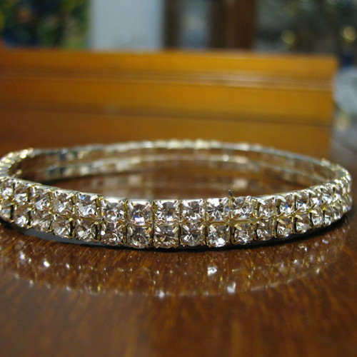 Elastic anklet with two rows of rhinestones and pearls