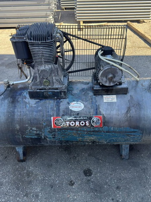 Αεροσυμπιεστής Toros 500lt 7,5 hp μεταχειρισμένος
