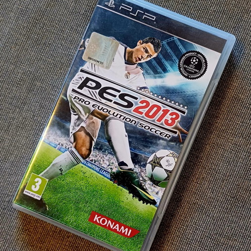 Pro Evolution Soccer 2013 PSP used, complete