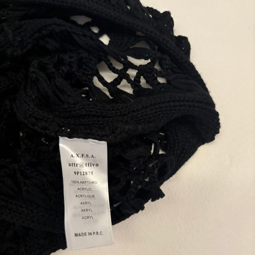 Attrattivo perforated blouse like new, size S