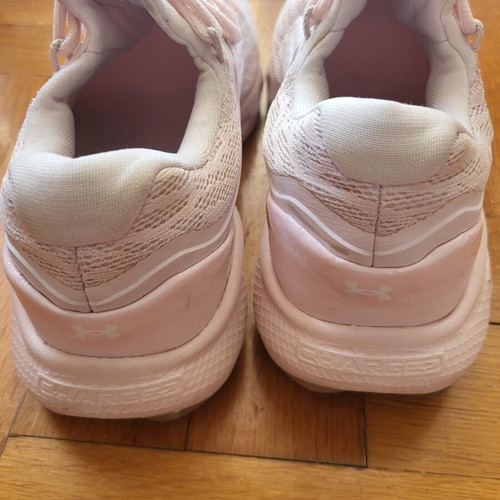 Under Armour women's running fabric shoes, size 41, pink