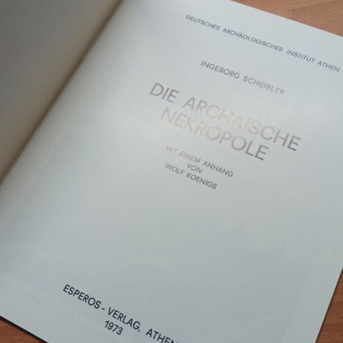 Book Die Archaische Nekropole 1973 like new, German