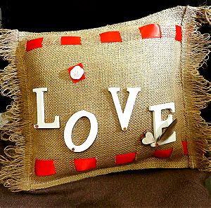 Χειροποίητο Διακοσμητικό Μαξιλαράκι "Love" από Λινάτσα /Handmade Decorative Burlap "Love" Cushion