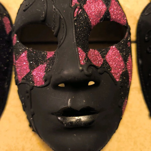 Decorative carnival masks like new, set of 11 with witch hat