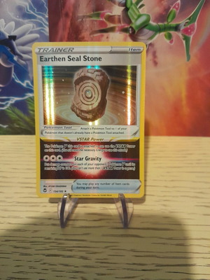 Pokemon карта от booster в sleeve