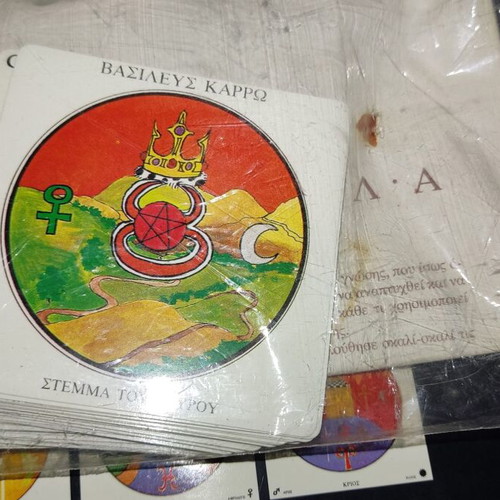 Astrological Tarot Mandala like new with deck