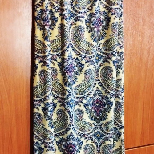 Vintage skirt with elastic waist like new, colorful, size XL