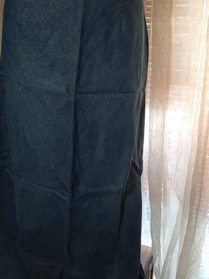 Benetton vintage denim skirt like new, long straight blue