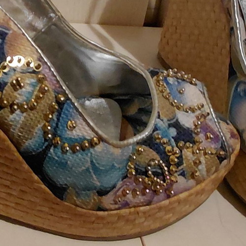 Migato platform sandals size 38 like new, blue floral fabric with shine