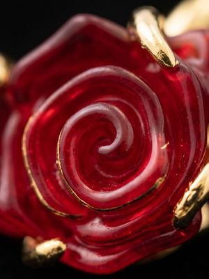 Charm Beauty & Beast enchanted rose with 14K gold plating new