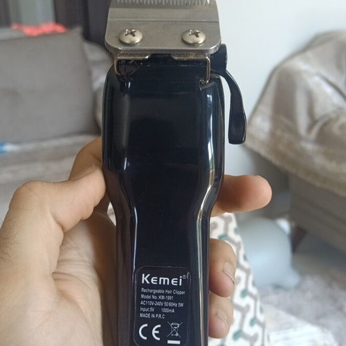 Kemei hair clipper like new with charger