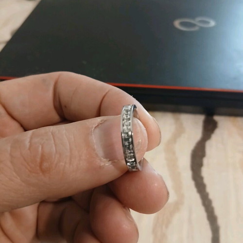 Women's titanium ring with zirconia new, modern and elegant