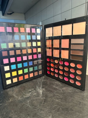 Κασετίνα Elixir Make Up Face Book All in One καινούργια