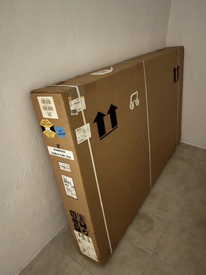 BMW Urban Electric Bike new, size M, boxed