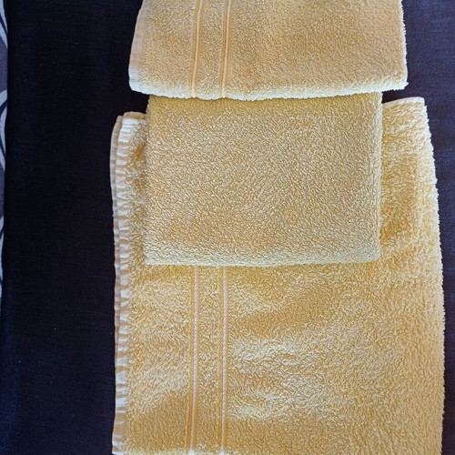 Towel set like new, 100% cotton, 3 pieces