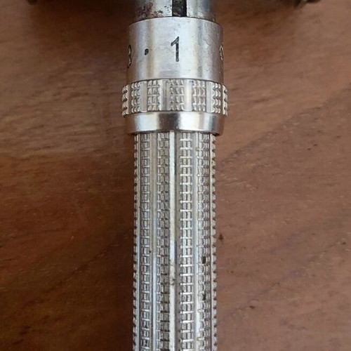 Gillette Slim Adjustable vintage safety razor used with original case