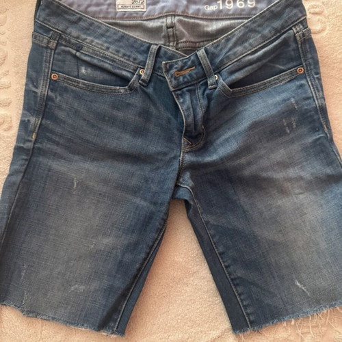 GAP denim shorts like new, size S 36 8, blue